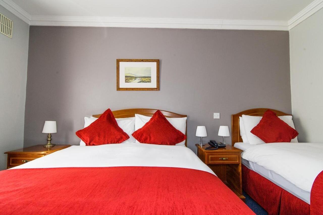 דבלין Charleville Lodge Hotel מראה חיצוני תמונה