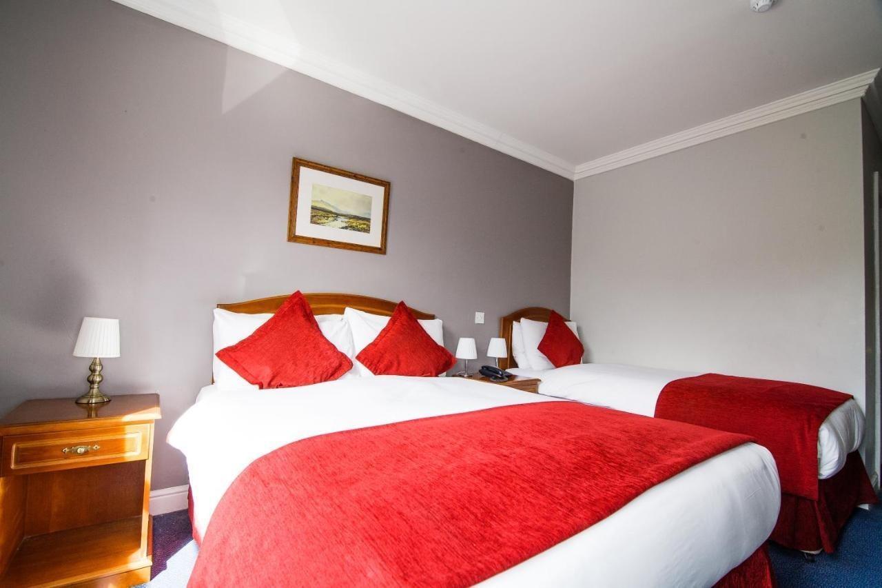 דבלין Charleville Lodge Hotel מראה חיצוני תמונה
