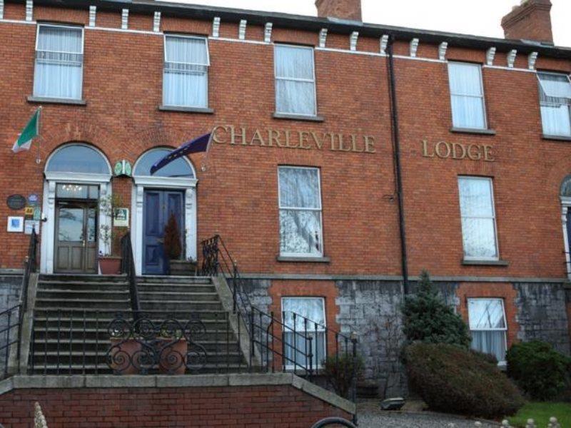 דבלין Charleville Lodge Hotel מראה חיצוני תמונה