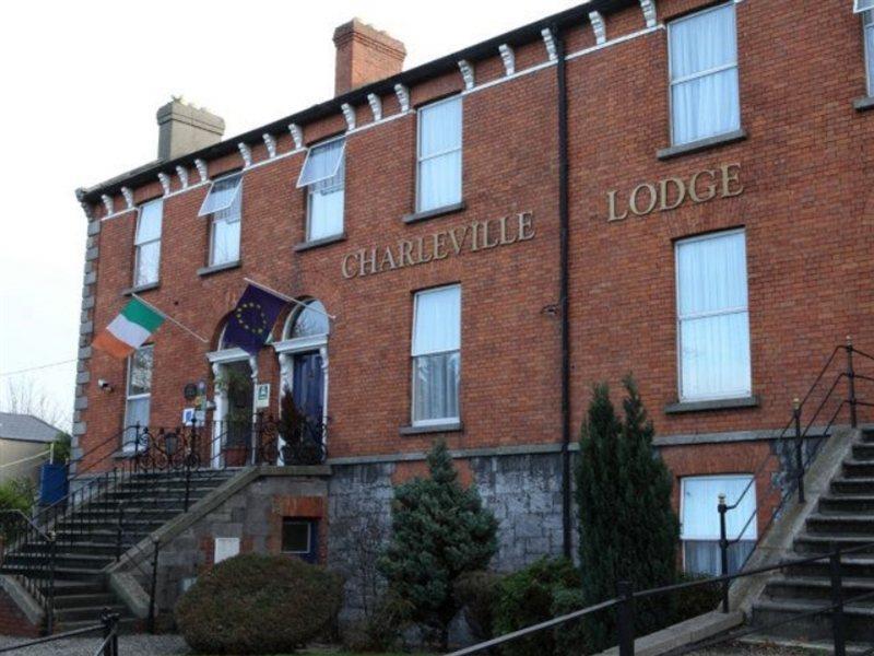 דבלין Charleville Lodge Hotel מראה חיצוני תמונה