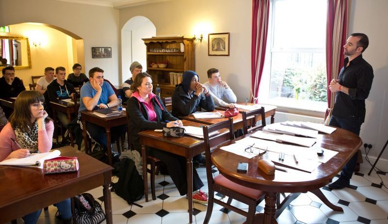 דבלין Charleville Lodge Hotel מראה חיצוני תמונה